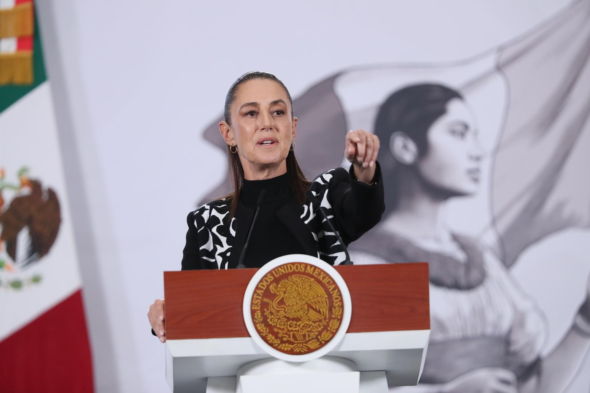 Sheinbaum asegura que “no hay información de uso de drones” tras cierre aéreo en El Paso, Texas