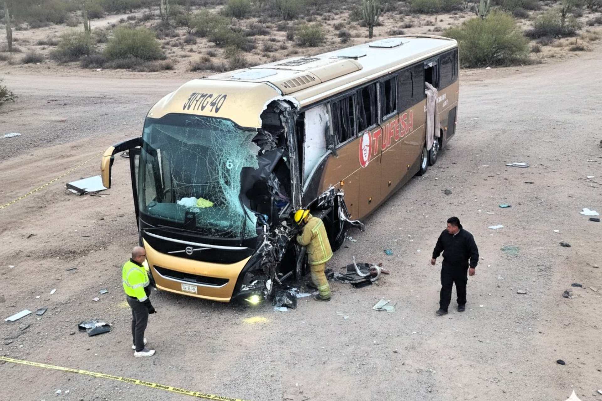 ¡TRAGEDIA EN LA CARRETERA! ???? Choque frontal de autobús deja 4 muertos y decenas de heridos esta mañana
