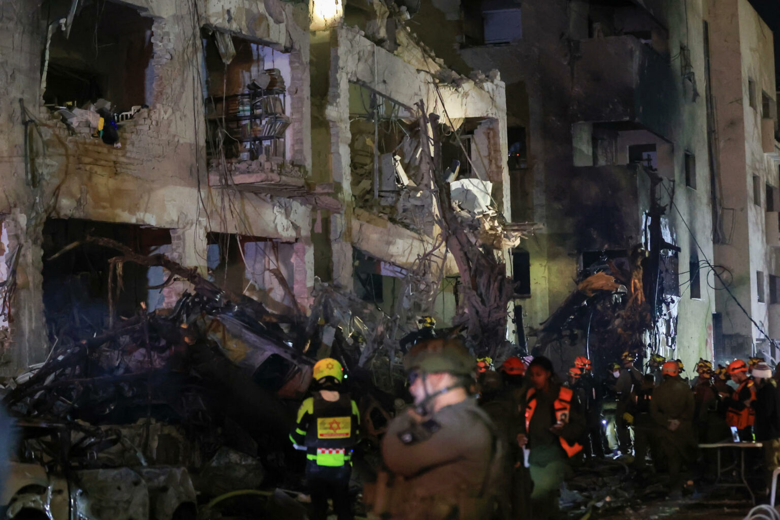 SRE activa red de protección consular para mexicanos en Medio Oriente; aquí los teléfonos de atención