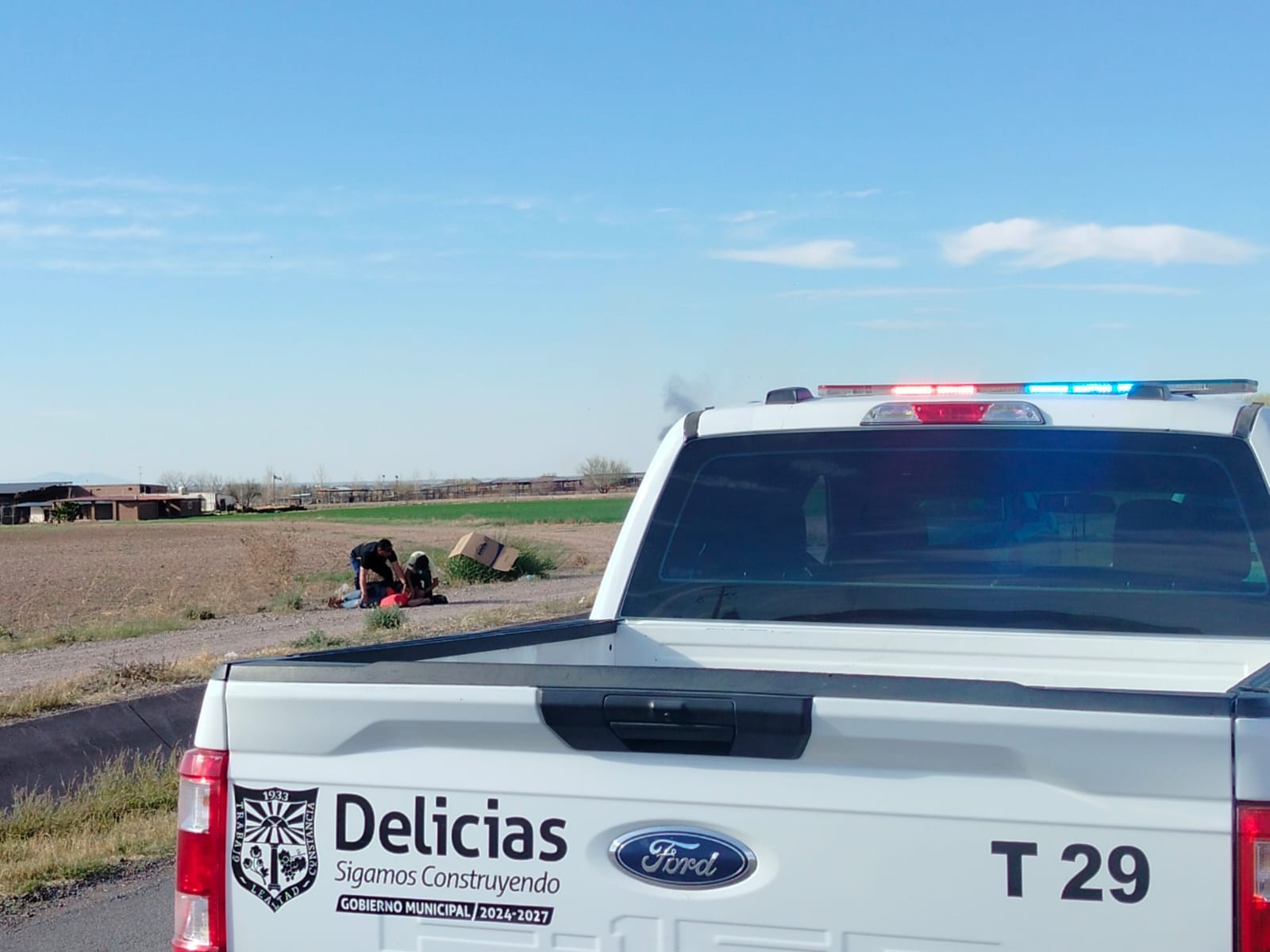 Mujer sufrió crisis convulsiva en el camino a La Quemada, transeúntes la vieron y atendieron