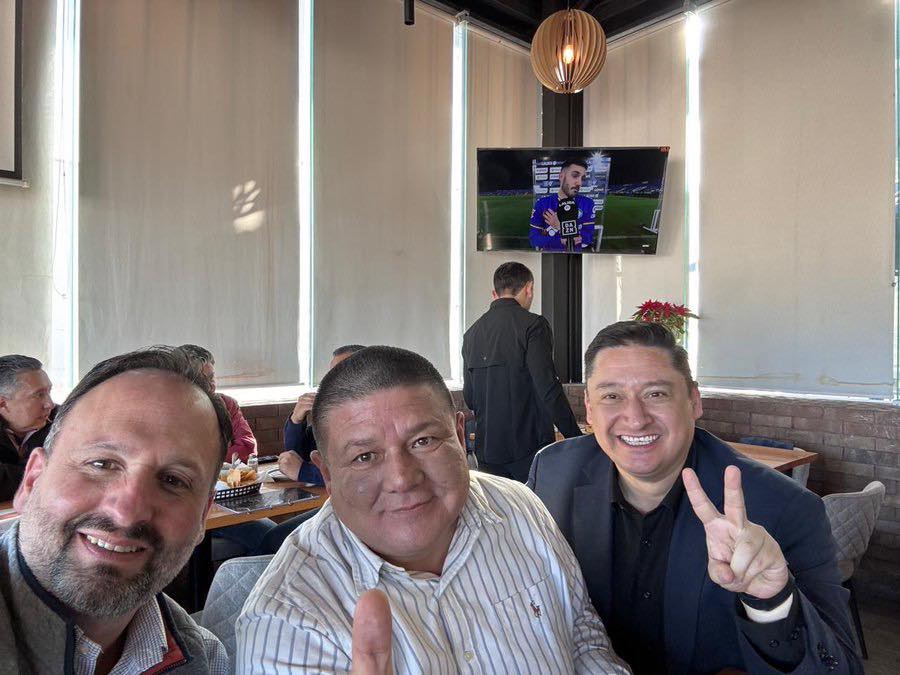 Columna política jueves 5 de marzo de 2026