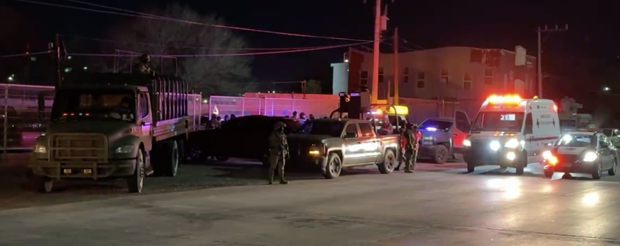 ¡ATAQUE ARMADO EN LOTE DE AUTOS! Dos hombres pierden la vida tras balacera; uno más herido