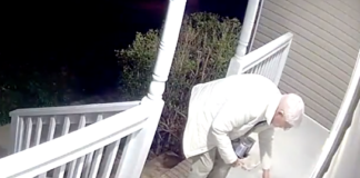 ¡EL RETIRO QUE PARECÍA IMPOSIBLE! Repartidor de 78 años recibe 300 mil dólares tras video viral; ya no tendrá que trabajar