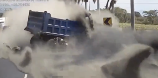 ¡MOMENTO EXACTO! Captan brutal choque múltiple en la Palín-Escuintla; hay 4 muertos y caos total