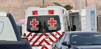 ¡LO APUÑALÓ POR CELOS!: Ataca con un cuchillo a la nueva pareja de su ex tras violenta riña; la escena quedó ensangrentada