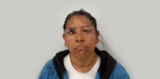 ¡A LA CÁRCEL!: Dan prisión a mujer que golpeó con cinturón a su hija con Síndrome de Down; video fue clave en Juárez