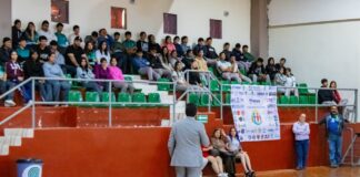 Llevan conferencia motivacional a 500 estudiantes del COBACH 26 en Meoqui