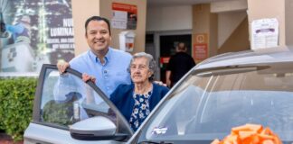 ¡SE LLEVÓ EL CARRO!: Vecina de 90 años gana el Sorteo Contribuyente Cumplido 2026 en Delicias; revelan cuánto recaudó el municipio