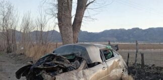 TRAGEDIA EN LA CARRETERA: Muere joven mujer tras fuerte volcadura; hay un hombre herido