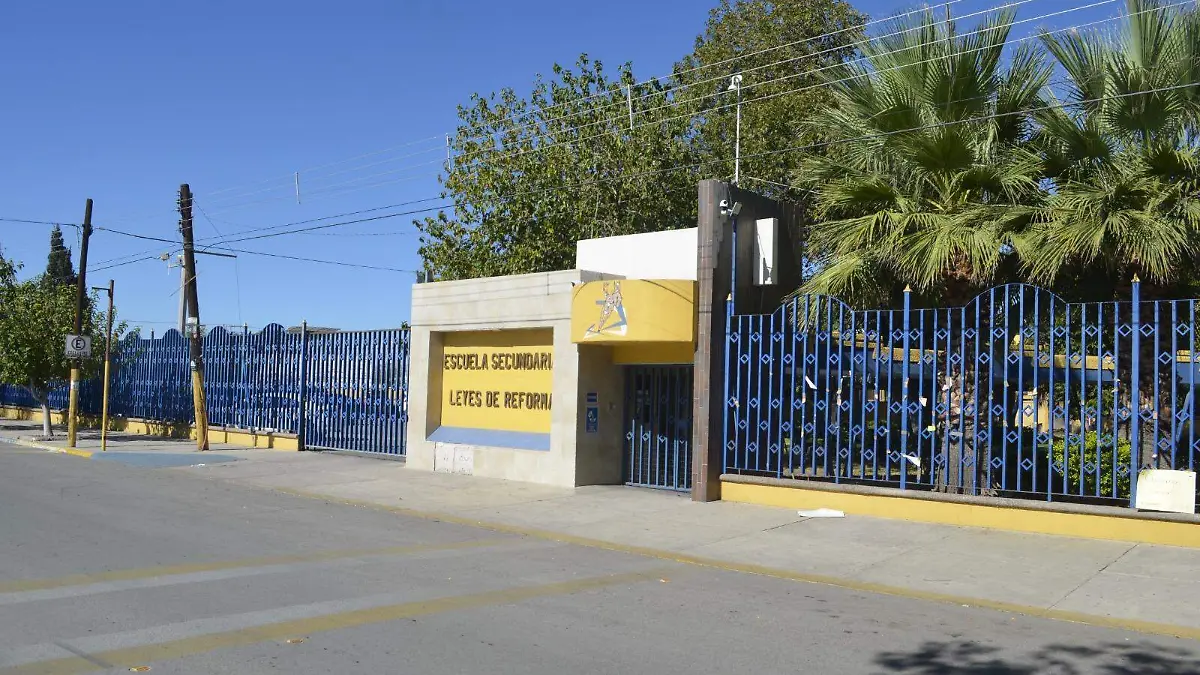 Investiga la CEDH caso de niña suspendida de clases en la Leyes de Reforma por teñirse el cabello