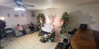 ENTRE LÁGRIMAS Y HERMETISMO: Velan al pequeño Eitan en casa de sus abuelos; familiares le dan el último adiós