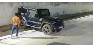 Abuelita pierde la vida tras ser arrollada por la camioneta de su propio nieto; revelan video del descuido fatal